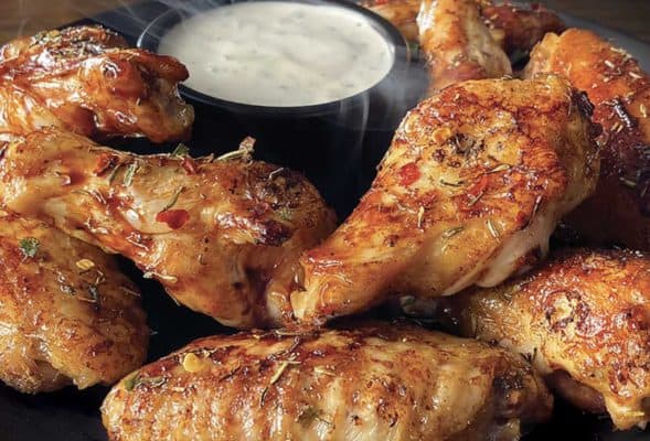 Hooters-Roasted-Wings