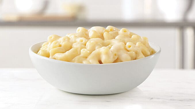 White-Cheddar-Mac-‘N-Cheese-Is-Back-At-Arbys